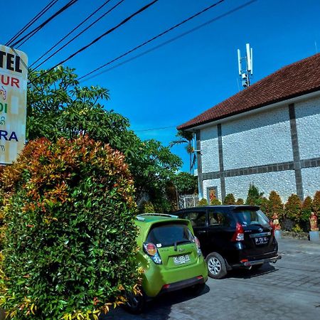 Catur Adi Putra Hotel Denpasar Extérieur photo