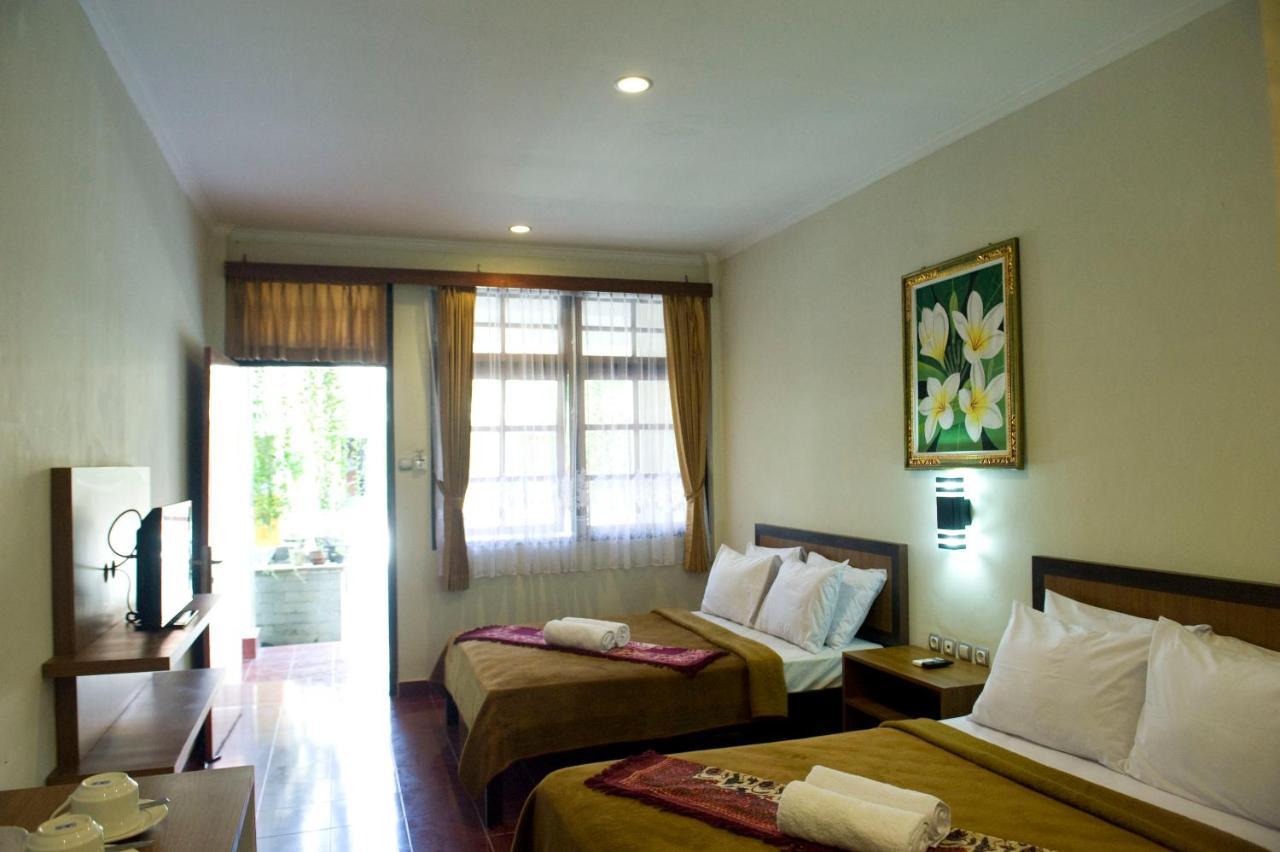 Catur Adi Putra Hotel Denpasar Chambre photo